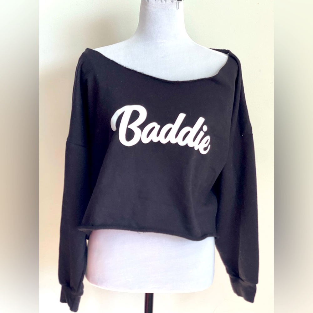Black Off-Shoulder Baddie Sweatshirt